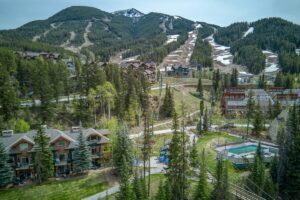 Located in the heart of Panorama, everything is a short 1-2 minute walk from the front door.