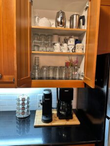 Two coffee pots for everyone needs large or small. Keurig coffee machine and a full size drip coffee maker. Assortment of k-cups as well fresh ground coffee ( approx 900grams)